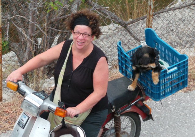 My lovely friend, Britta with the lovely puppy she rescued - the very cute, moped savvy Silan